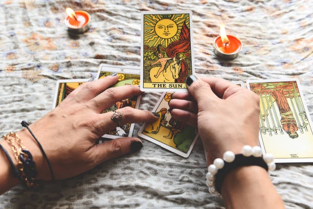Using Free Tarot Reading to Connect with Your Higher Self and Inner Wisdom